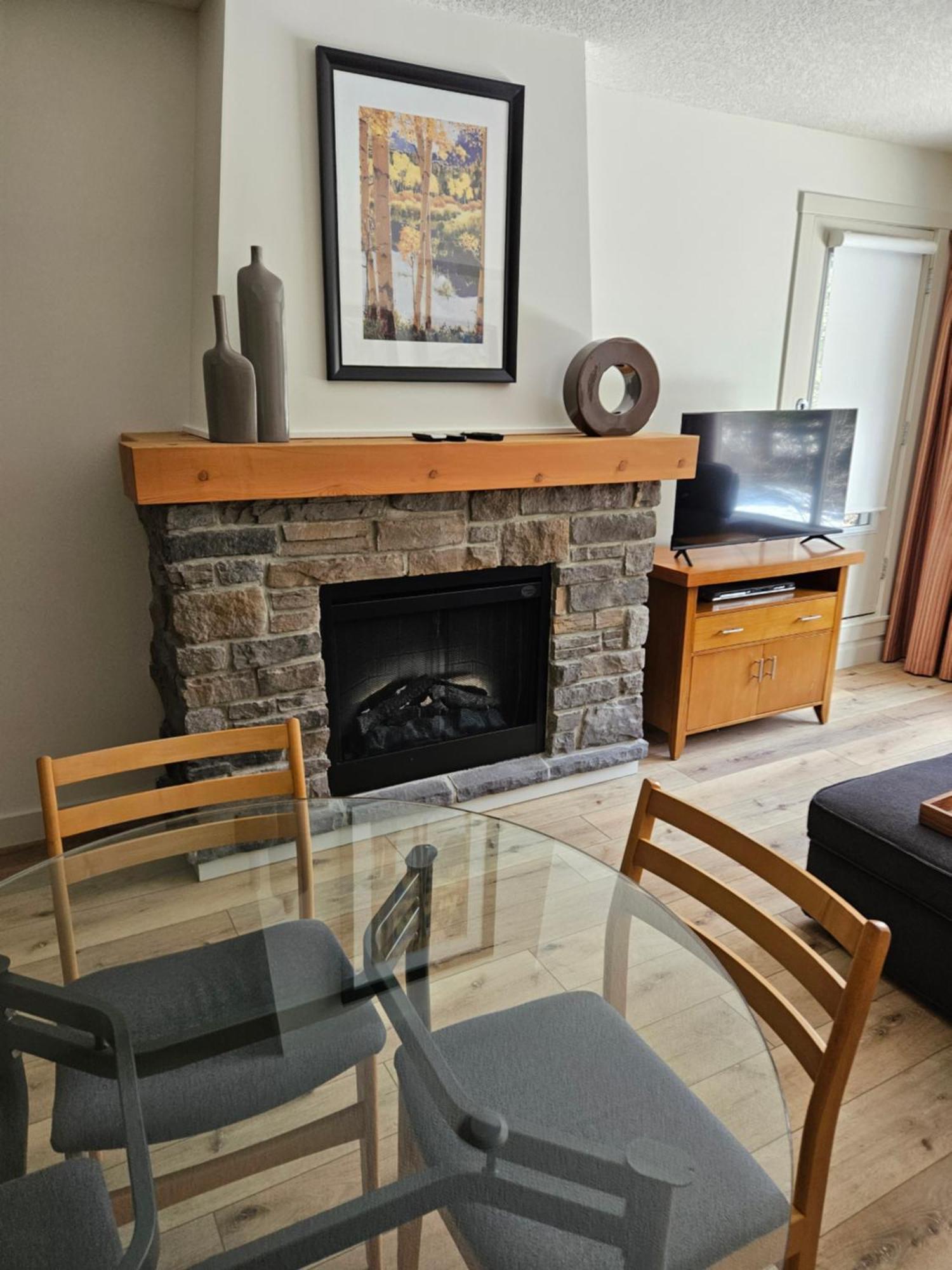 Appartement Rocky Mountain Getaway à Canmore Extérieur photo